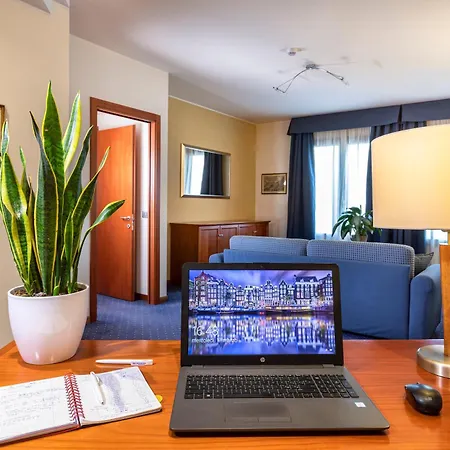 Szálloda Western Titian Treviso 4*