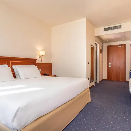 Отель Western Titian Treviso Силея